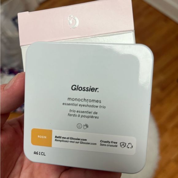 NWT Glossier Monochromes Eyeshadow Trio Rosin OS - Picture 2 of 6